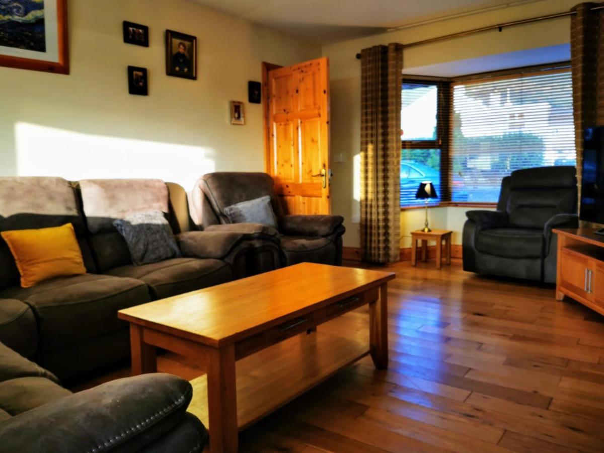 Picturesque Riverside Home Cahersiveen Extérieur photo
