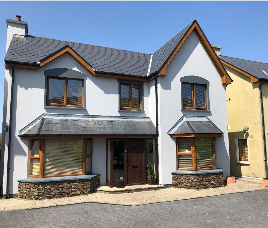 Picturesque Riverside Home Cahersiveen Extérieur photo